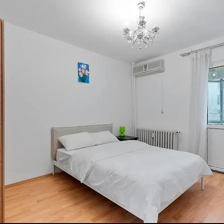 2 Bedroom Downtown アパート ブカレスト