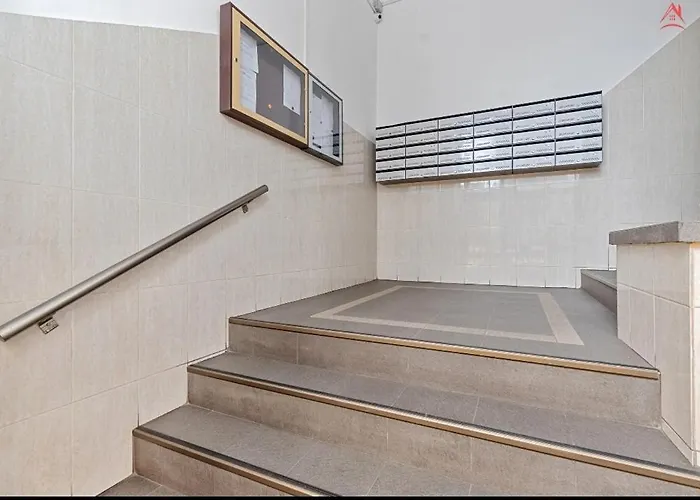 2 Bedroom Downtown