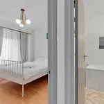 Apartament 2 Bedroom Downtown *
