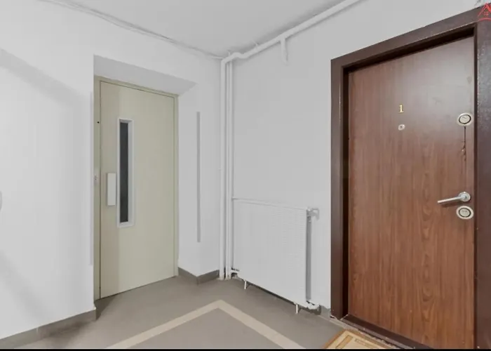 2 Bedroom Downtown Apartman *